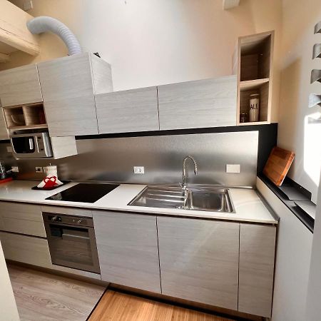 Apartament Mansarda Mazzini Triest Zewnętrze zdjęcie