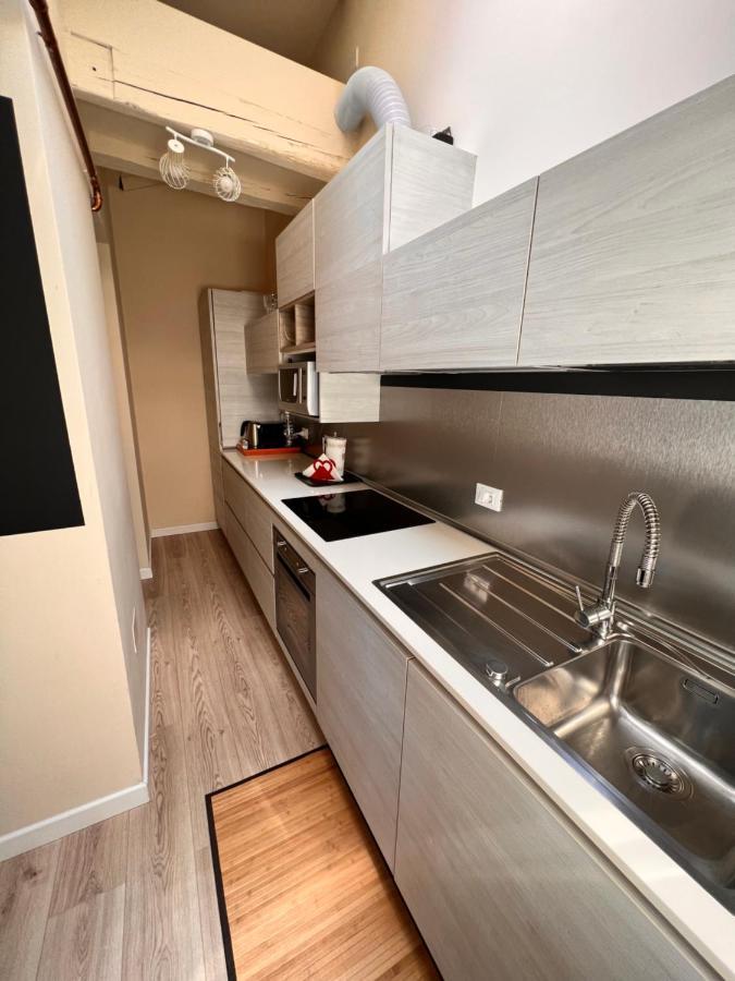 Apartament Mansarda Mazzini Triest Zewnętrze zdjęcie