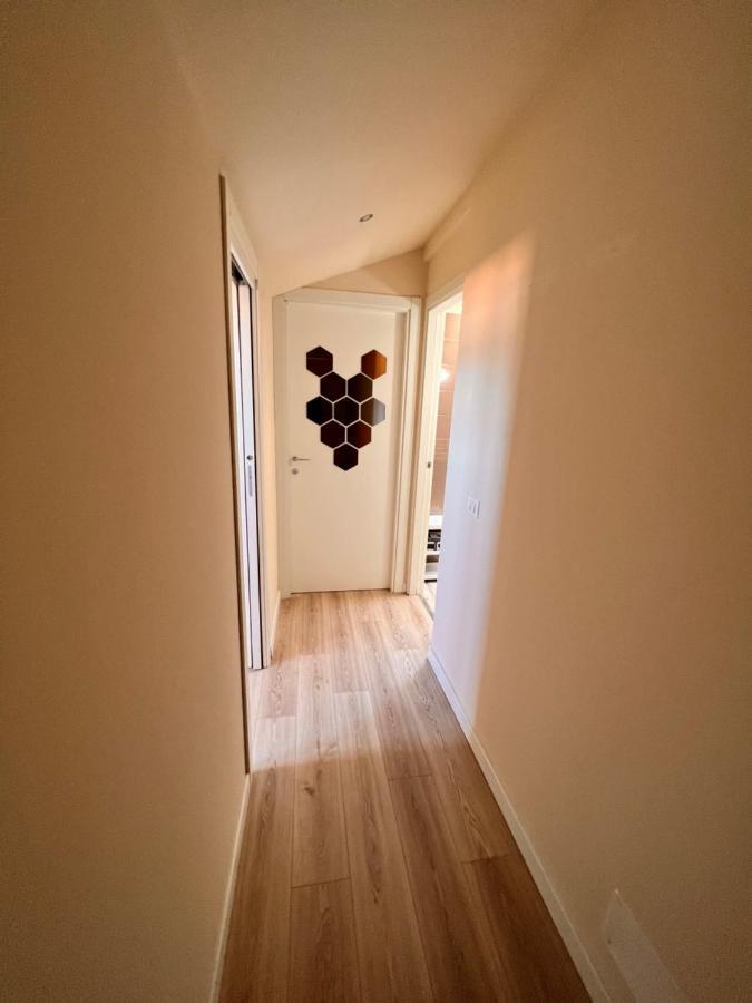 Apartament Mansarda Mazzini Triest Zewnętrze zdjęcie