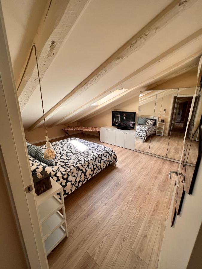 Apartament Mansarda Mazzini Triest Zewnętrze zdjęcie